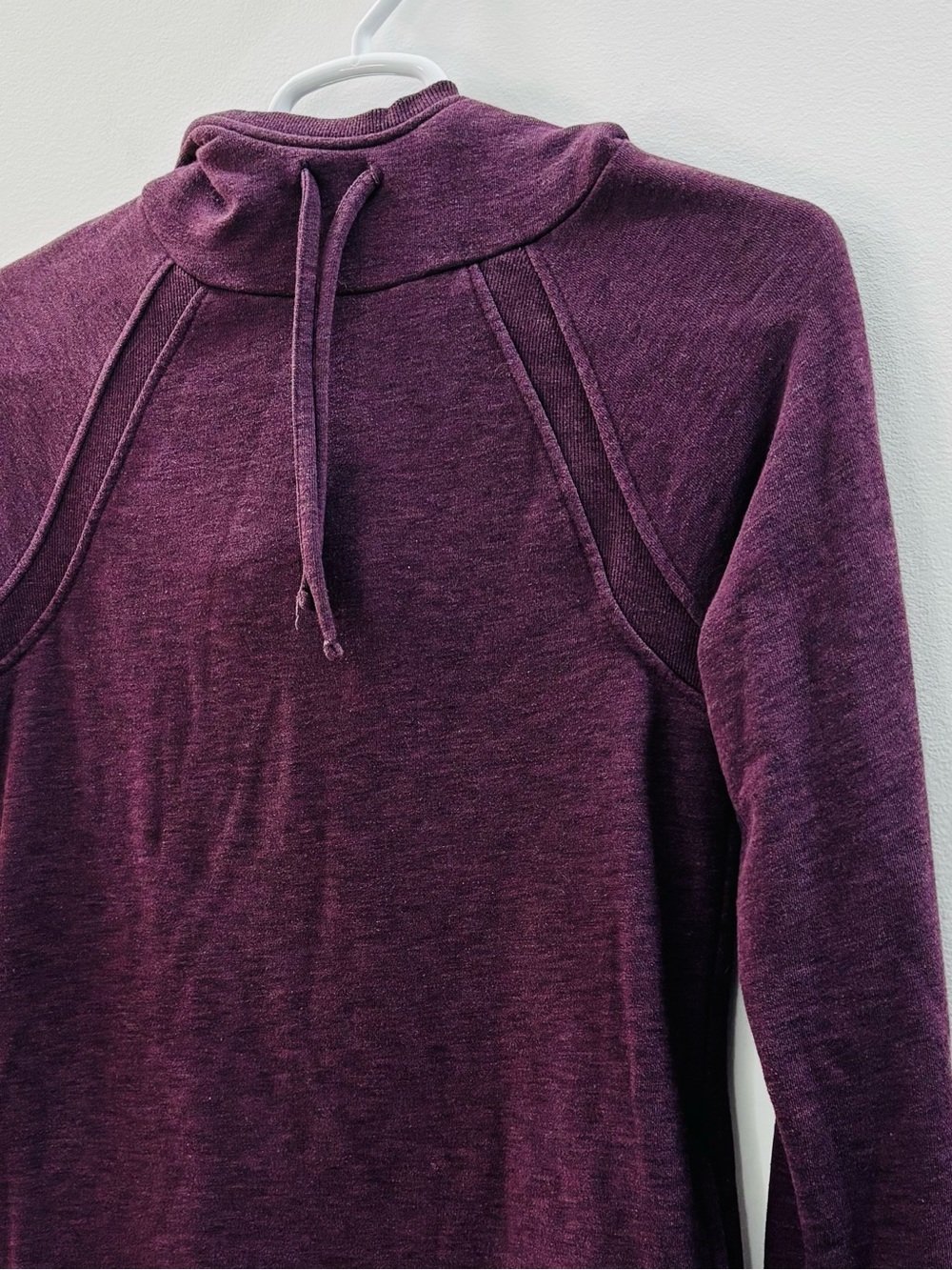 Duluth Trading Co. Cross-Over Fleece Pullover Hoodie Plum Purple - Size XS - Picture 3 of 9